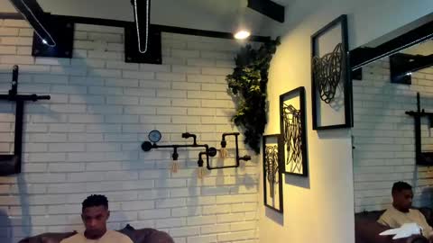 Snapshot of italomoore chatting on 09.28.25 Italo Moore online show from 09.28.25