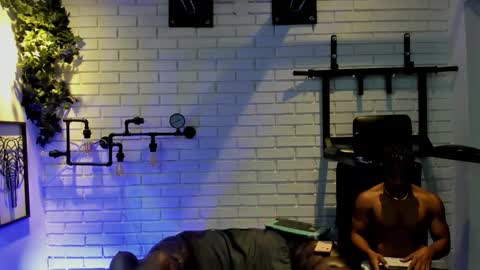 Snapshot of italomoore chatting on 10.23.25 Italo Moore online show from 10.23.25