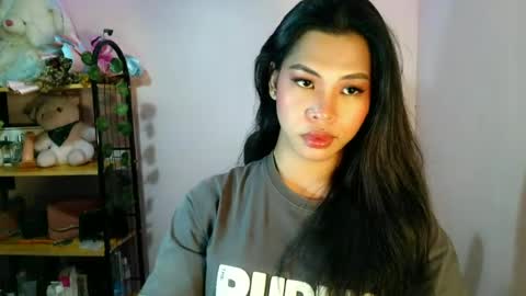 its_chloe20 online show from 07.02.26