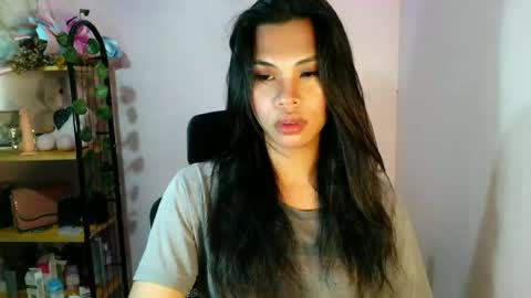 its_chloe20 online show from 07.03.26
