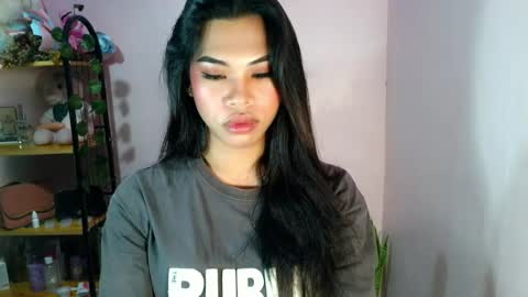its_chloe20 online show from 07.05.26