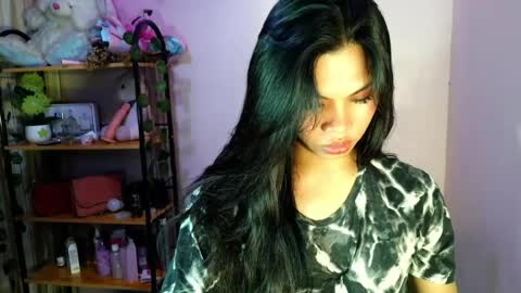its_chloe20 online show from 07.06.26