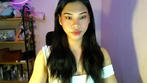 its_chloe20 online show from 07.20.26
