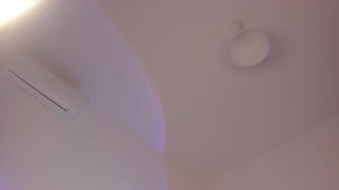 Isabella online show from 11.28.25