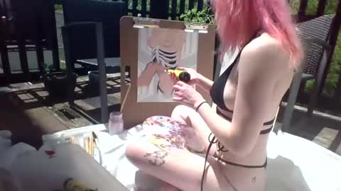 Evie Brooks online show from 06.04.26