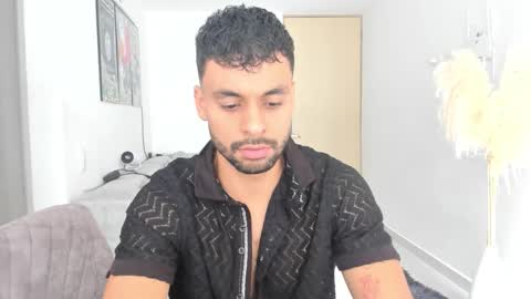 Snapshot of itsgeo1111 chatting on 10.17.25 CALL ME GEO online show from 10.17.25