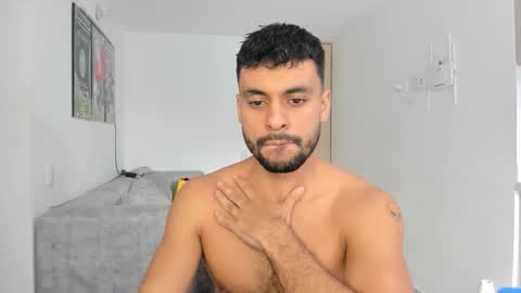 Snapshot of itsgeo1111 chatting on 10.20.25 CALL ME GEO online show from 10.20.25