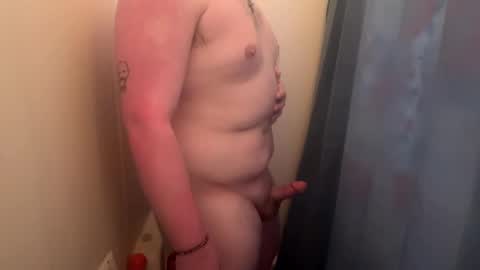 Snapshot of itskhrisagain chatting on 03.04.25 itskhrisagain online show from 03.04.25