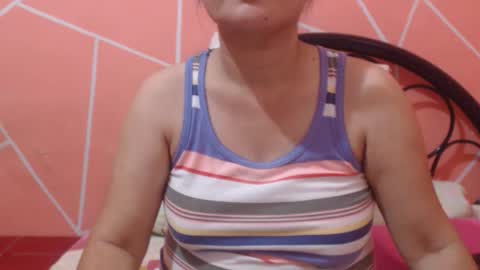 Snapshot of itsme_kitty chatting on 06.25.26 Kitty online show from 06.25.26