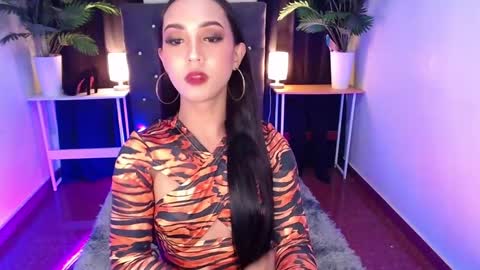 Snapshot of itsmesofiaa69 chatting on 09.27.25 Sofia online show from 09.27.25