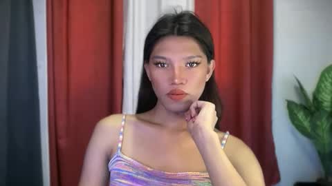 Snapshot of itsmeyourgirl_philopoiter chatting on 10.25.25 Jayve online show from 10.25.25