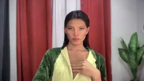 Snapshot of itsmeyourgirl_philopoiter chatting on 10.31.25 Jayve online show from 10.31.25