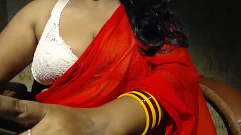 Snapshot of itsmiradesire chatting on 04.07.26 Mira online show from 04.07.26