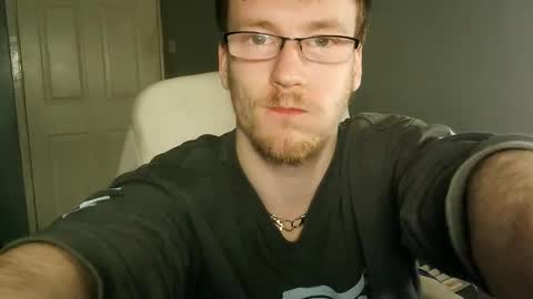 Snapshot of itsnotliam834 chatting on 10.01.25 itsnotliam834 online show from 10.01.25