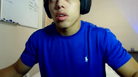 Snapshot of itstarzan chatting on 10.01.25 TARZAN online show from 10.01.25