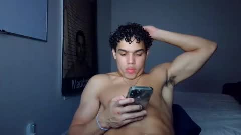 Snapshot of itstarzan chatting on 10.27.25 TARZAN online show from 10.27.25