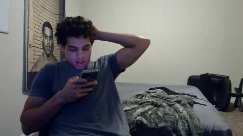 Snapshot of itstarzan chatting on 10.27.25 TARZAN online show from 10.27.25