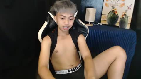 Snapshot of itsyourcummerboy_xx chatting on 06.12.26 Kyle online show from 06.12.26
