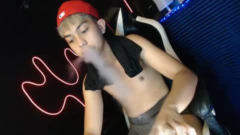 Snapshot of itsyourcummerboy_xx chatting on 06.18.26 Kyle online show from 06.18.26