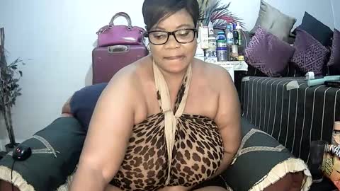 Snapshot of itumeleng74 chatting on 02.02.25 itumeleng74 online show from 02.02.25