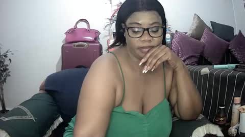 Snapshot of itumeleng74 chatting on 02.05.25 itumeleng74 online show from 02.05.25