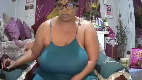 Snapshot of itumeleng74 chatting on 09.09.25 itumeleng74 online show from 09.09.25