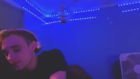 itzd123 online show from 04.12.26