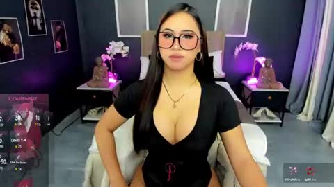 Snapshot of ivana_elise18 chatting on 06.19.26 HI NEW PRINCESS ELISE online show from 06.19.26