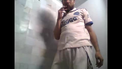 Snapshot of ivanchelon chatting on 05.07.26 Vanchi online show from 05.07.26