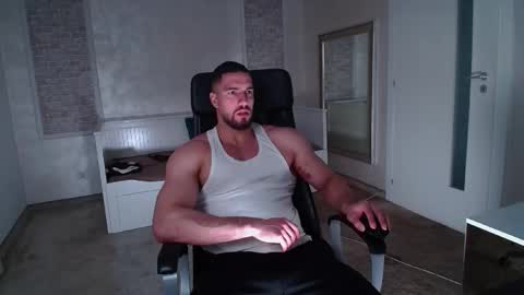 Snapshot of ivanhydee chatting on 02.25.26 IvanHydee online show from 02.25.26