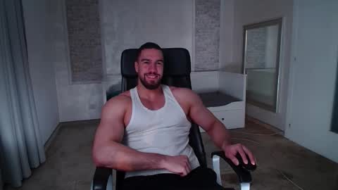 Snapshot of ivanhydee chatting on 03.04.26 IvanHydee online show from 03.04.26