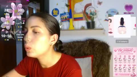 Snapshot of ivanna_dl chatting on 06.25.26 Ivanna online show from 06.25.26