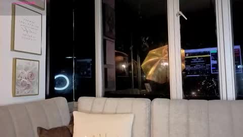 Ivanna West online show from 02.04.26