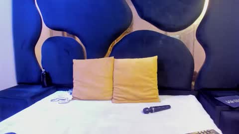 Snapshot of ivannaa18 chatting on 10.31.25 ivannaa18 online show from 10.31.25