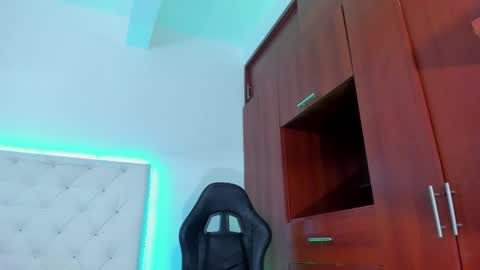 ivannapretyts online show from 09.25.25