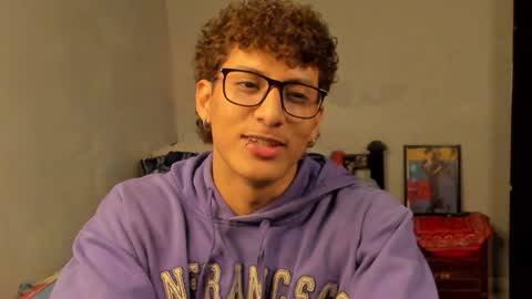 Snapshot of ivano_jones chatting on 01.08.25 Ivano online show from 01.08.25