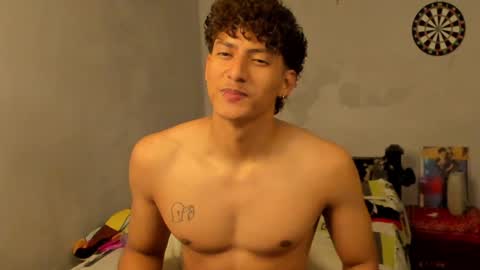 Snapshot of ivano_jones chatting on 01.30.25 Ivano online show from 01.30.25