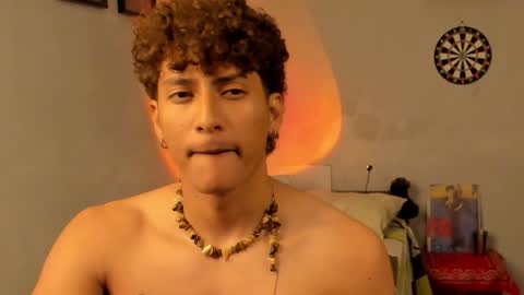 Snapshot of ivano_jones chatting on 02.05.25 Ivano online show from 02.05.25