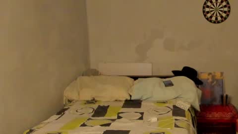 Snapshot of ivano_jones chatting on 02.06.25 Ivano online show from 02.06.25