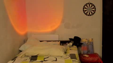 Snapshot of ivano_jones chatting on 02.08.25 Ivano online show from 02.08.25