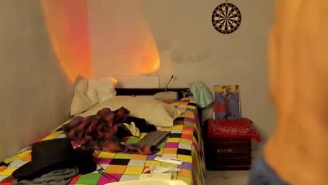 Snapshot of ivano_jones chatting on 02.25.25 Ivano online show from 02.25.25