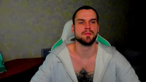 Snapshot of iveran_love1 chatting on 10.02.25 iveran online show from 10.02.25