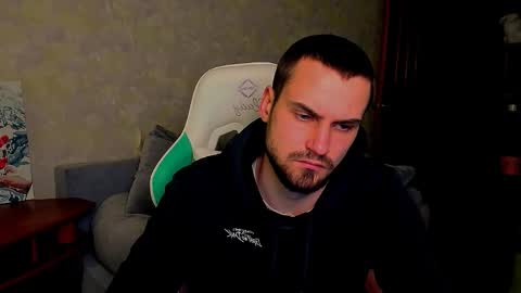 Snapshot of iveran_love1 chatting on 10.03.25 iveran online show from 10.03.25