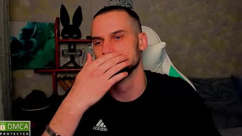 Snapshot of iveran_love1 chatting on 10.15.25 iveran online show from 10.15.25