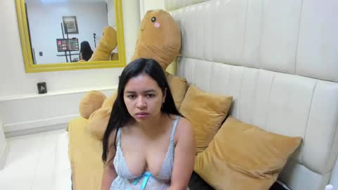 Ivet  online show from 10.22.25