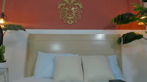 Snapshot of ivette_swan chatting on 02.23.26 I V E T T E online show from 02.23.26