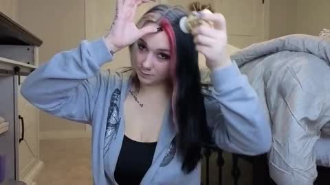 Snapshot of iveyjade33 chatting on 11.02.25 ivey jade online show from 11.02.25