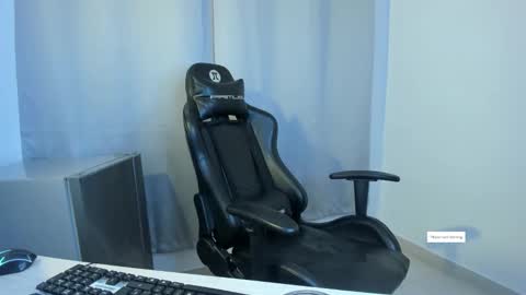 ivone_ashar online show from 03.11.26