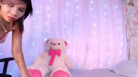  Ivon  Miss Jones  online show from 12.17.25