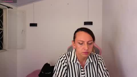 IVONNE online show from 12.02.25